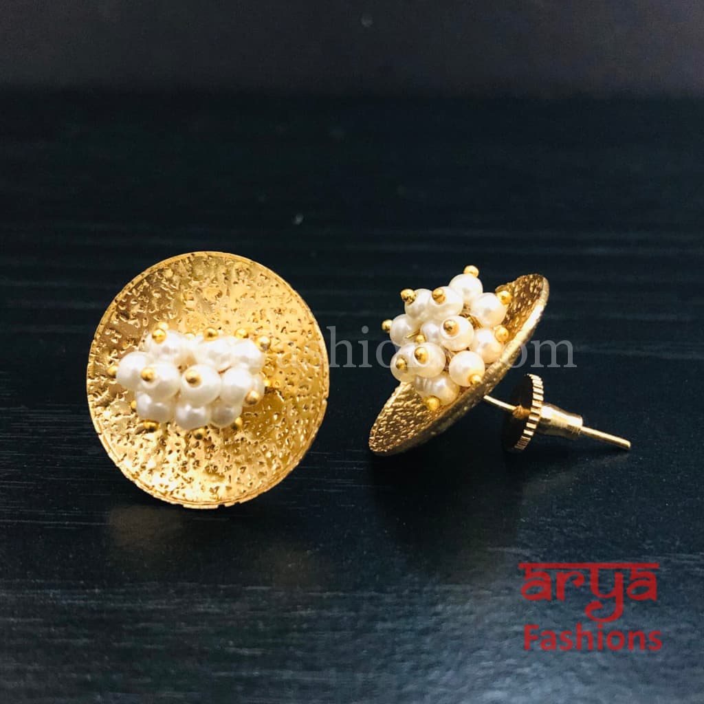 Golden Designer Studs/ Lightweight Pearl beads Earrings